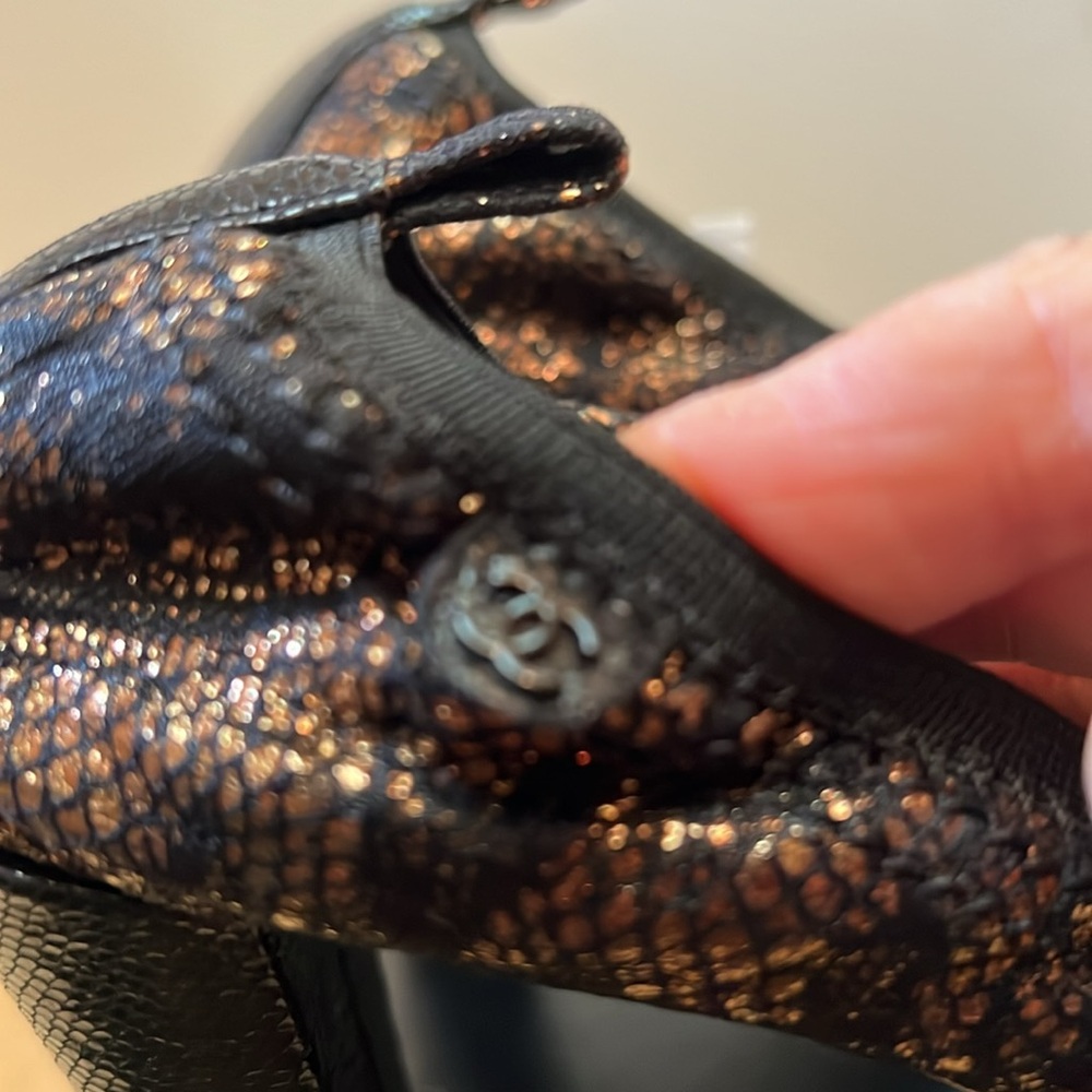 New Chanel shoes with original box - Picture 6 of 12